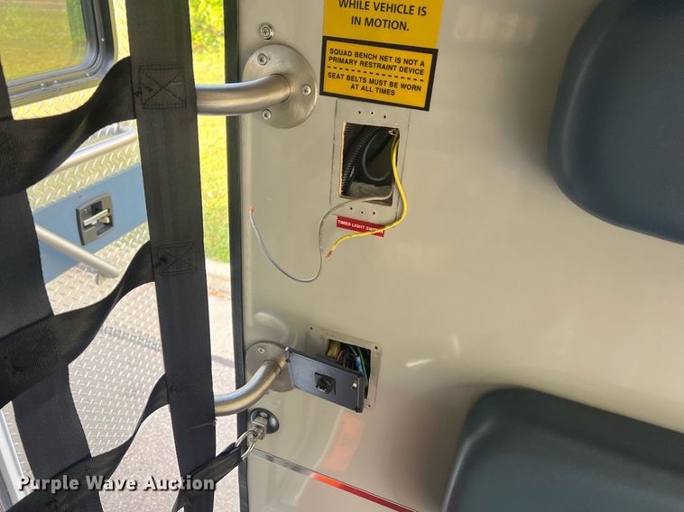 image for item NA9212 2010 Ford E450 ambulance