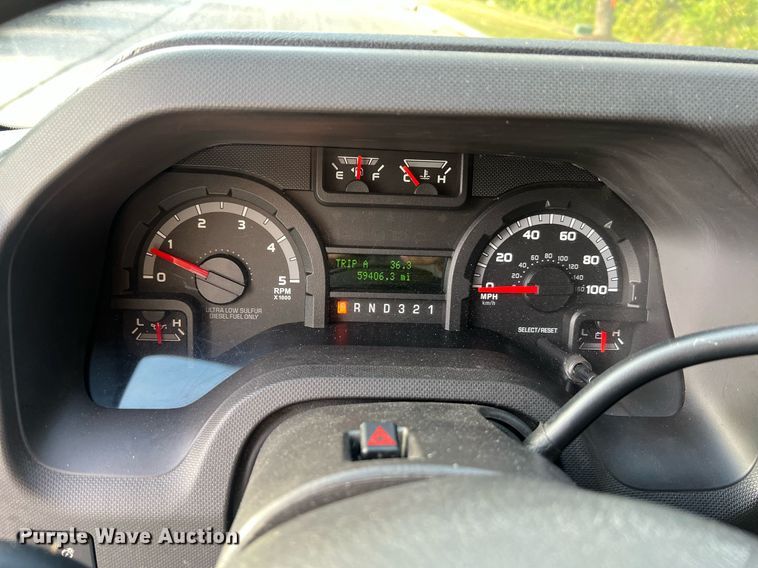 image for item NA9212 2010 Ford E450 ambulance