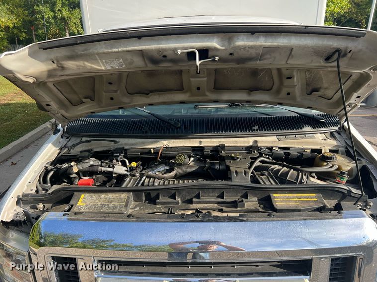 image for item NA9212 2010 Ford E450 ambulance