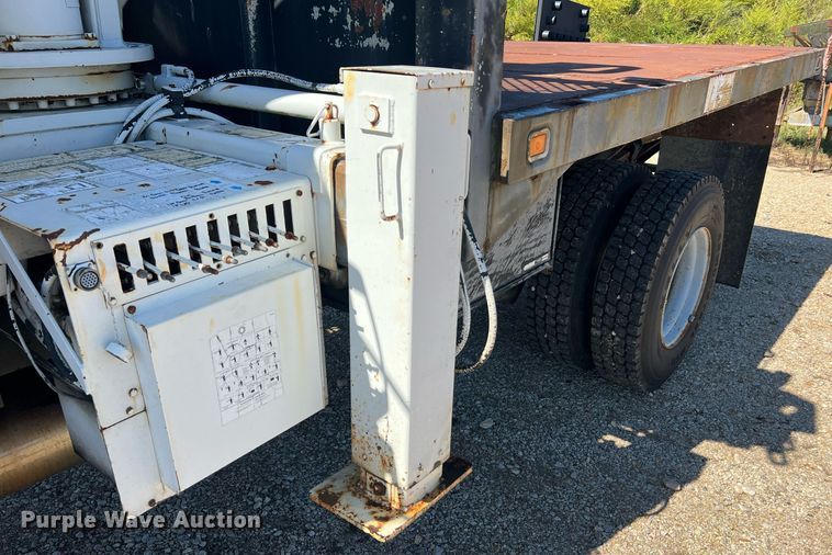 image for item NA9219 1999 Chevrolet C6500  crane truck