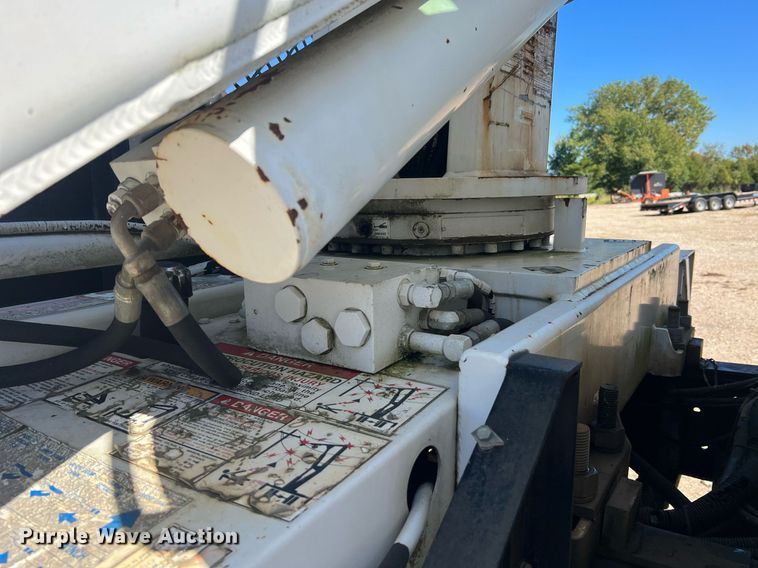 image for item NA9219 1999 Chevrolet C6500  crane truck