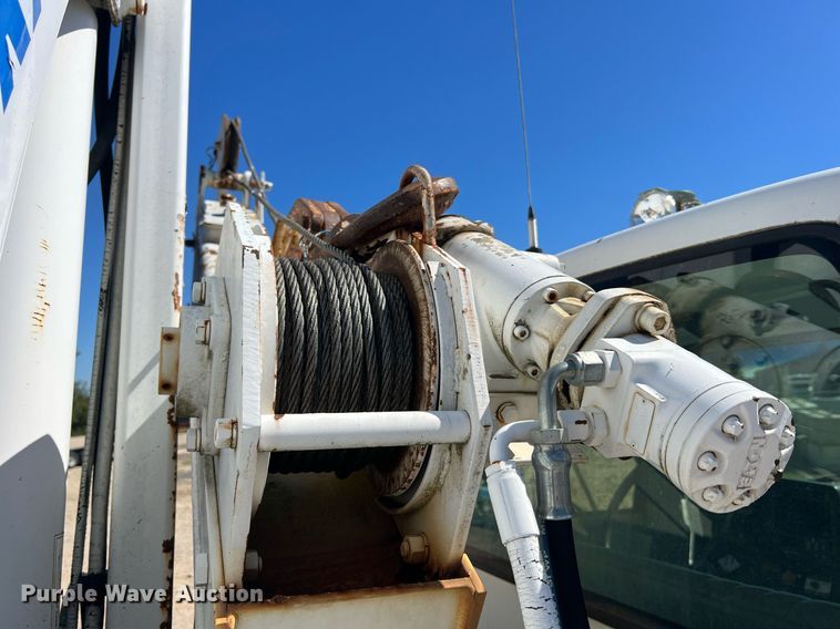 image for item NA9219 1999 Chevrolet C6500  crane truck