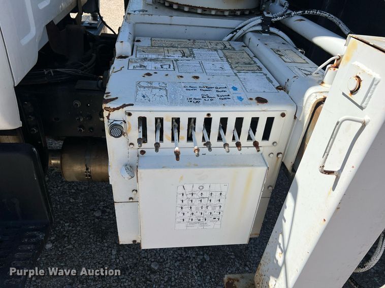 image for item NA9219 1999 Chevrolet C6500  crane truck