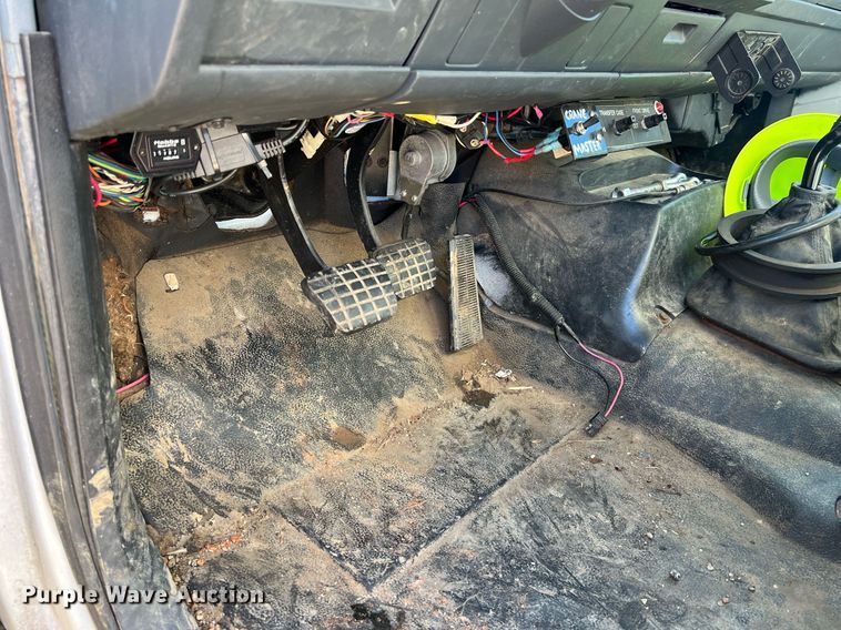 image for item NA9219 1999 Chevrolet C6500  crane truck