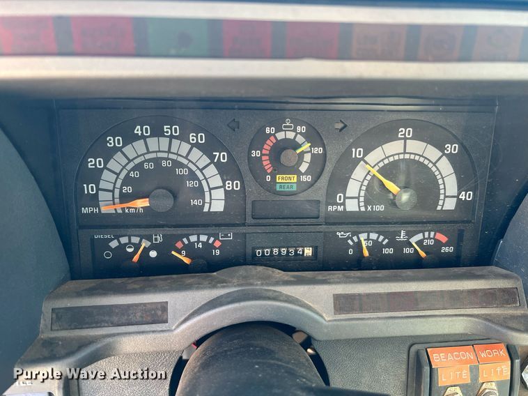 image for item NA9219 1999 Chevrolet C6500  crane truck