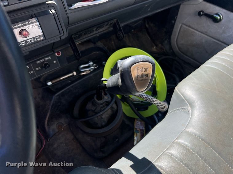 image for item NA9219 1999 Chevrolet C6500  crane truck