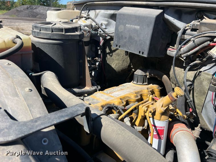 image for item NA9219 1999 Chevrolet C6500  crane truck