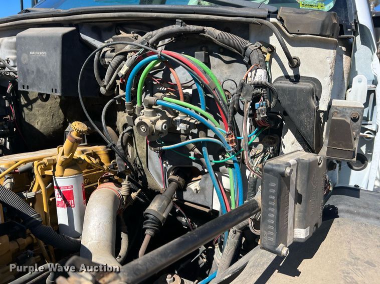 image for item NA9219 1999 Chevrolet C6500  crane truck