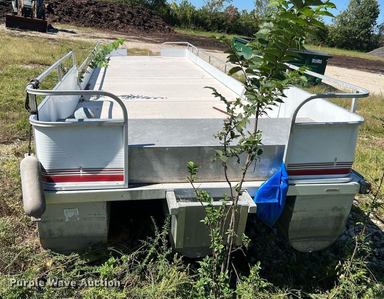 image for item NA9223 2001 Playcraft  pontoon boat