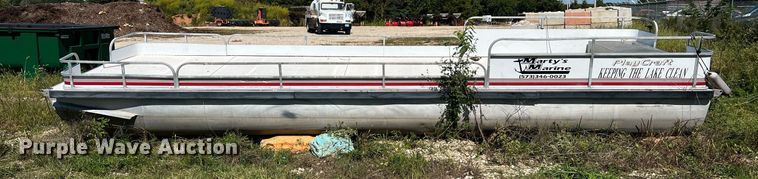 image for item NA9223 2001 Playcraft  pontoon boat