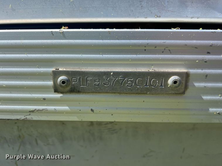 image for item NA9223 2001 Playcraft  pontoon boat