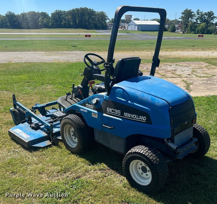 image for item NA9228 New Holland MC35  lawn mower