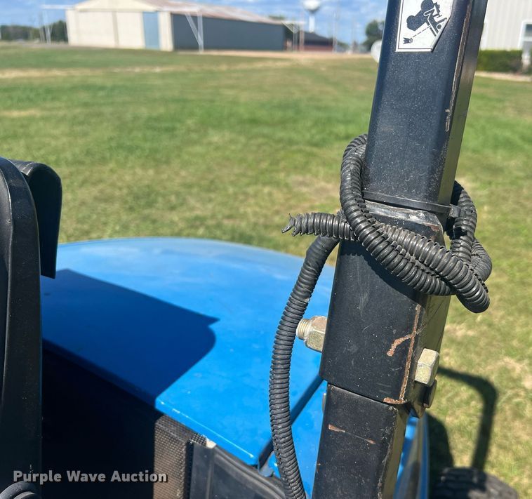 image for item NA9228 New Holland MC35  lawn mower