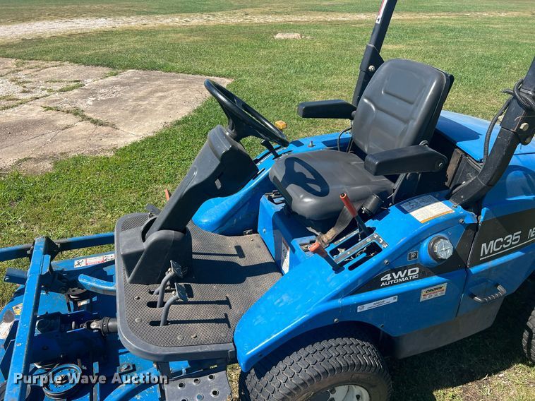 image for item NA9228 New Holland MC35  lawn mower