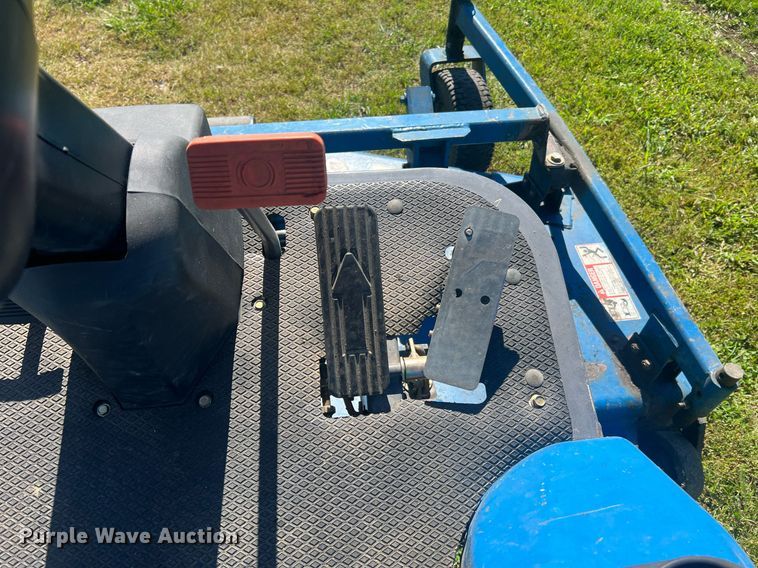 image for item NA9228 New Holland MC35  lawn mower