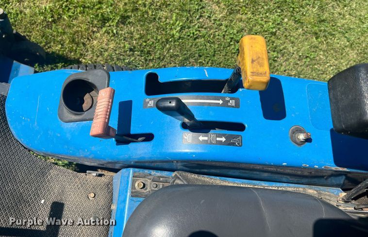 image for item NA9228 New Holland MC35  lawn mower