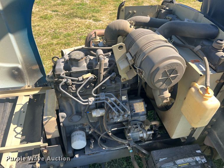 image for item NA9228 New Holland MC35  lawn mower