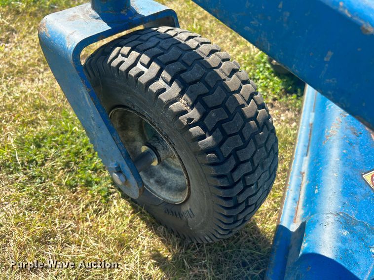 image for item NA9228 New Holland MC35  lawn mower