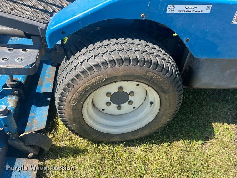 image for item NA9228 New Holland MC35  lawn mower