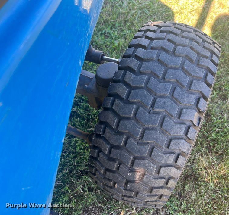 image for item NA9228 New Holland MC35  lawn mower