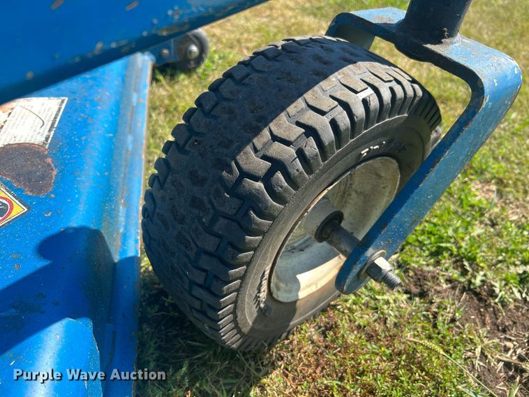 image for item NA9228 New Holland MC35  lawn mower