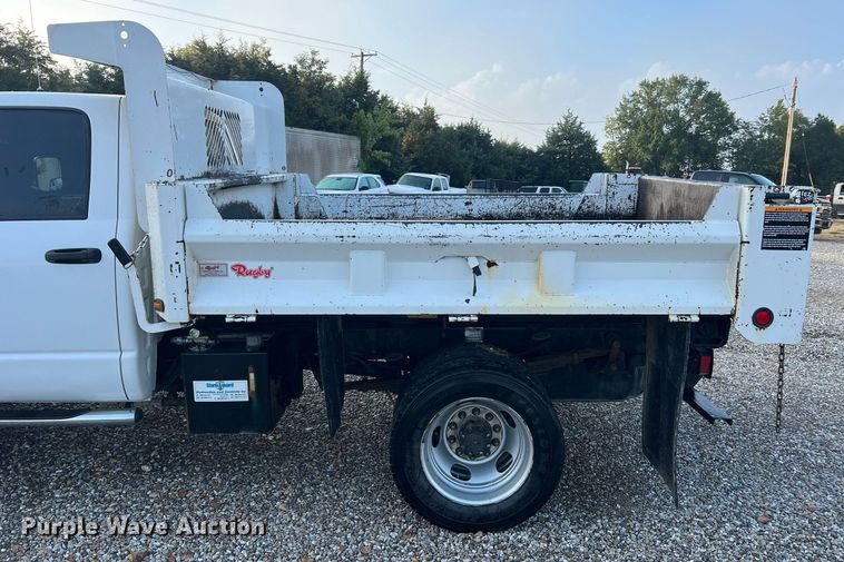 image for item NA9248 2009 Dodge  Ram 5500  Quad Cab dump truck