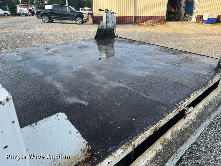 image for item NA9248 2009 Dodge  Ram 5500  Quad Cab dump truck