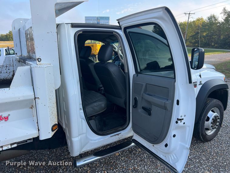 image for item NA9248 2009 Dodge  Ram 5500  Quad Cab dump truck