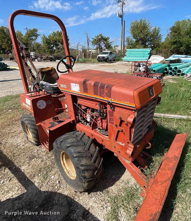 image for item NA9659 1997 Ditch Witch 3610  trencher