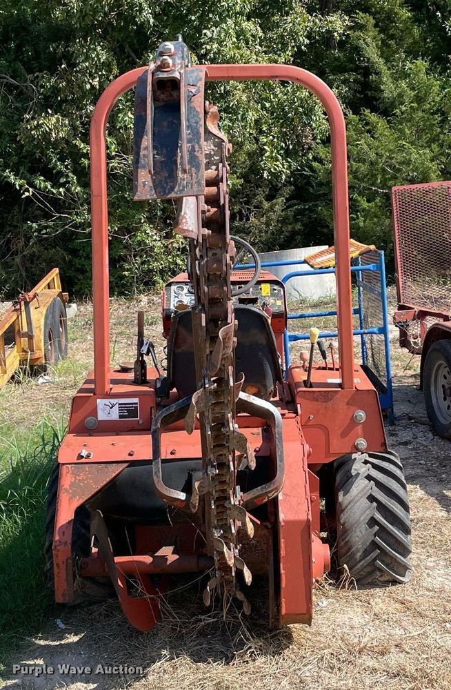 image for item NA9659 1997 Ditch Witch 3610  trencher