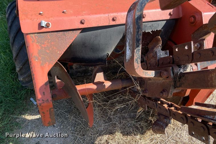 image for item NA9659 1997 Ditch Witch 3610  trencher