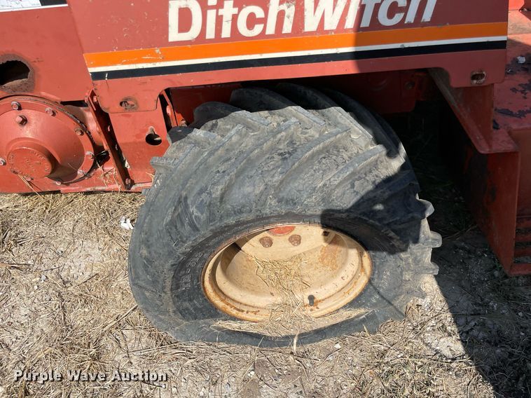 image for item NA9659 1997 Ditch Witch 3610  trencher
