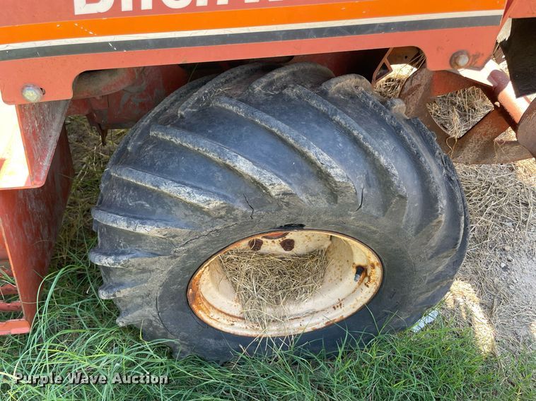 image for item NA9659 1997 Ditch Witch 3610  trencher