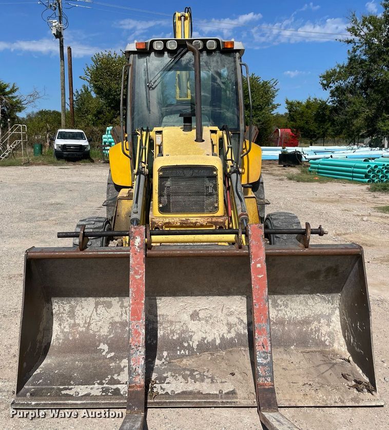 2006 New Holland B95 backhoe in Bonham, TX Item NA9662 for sale