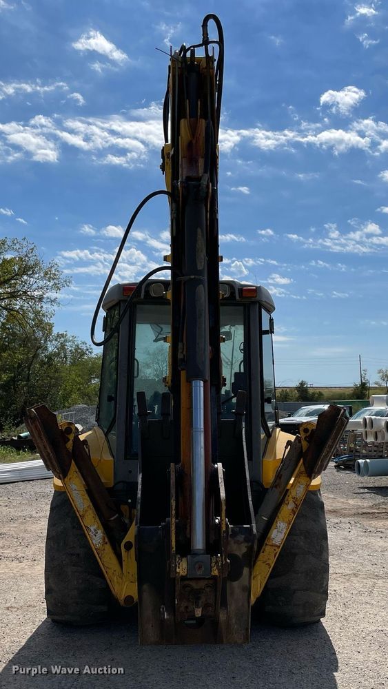 image for item NA9662 2006 New Holland B95  backhoe