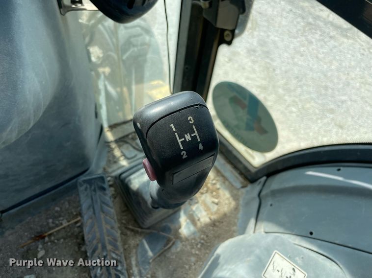 image for item NA9662 2006 New Holland B95  backhoe