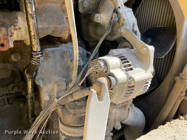 image for item NA9662 2006 New Holland B95  backhoe