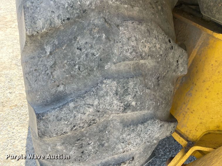 image for item NA9662 2006 New Holland B95  backhoe