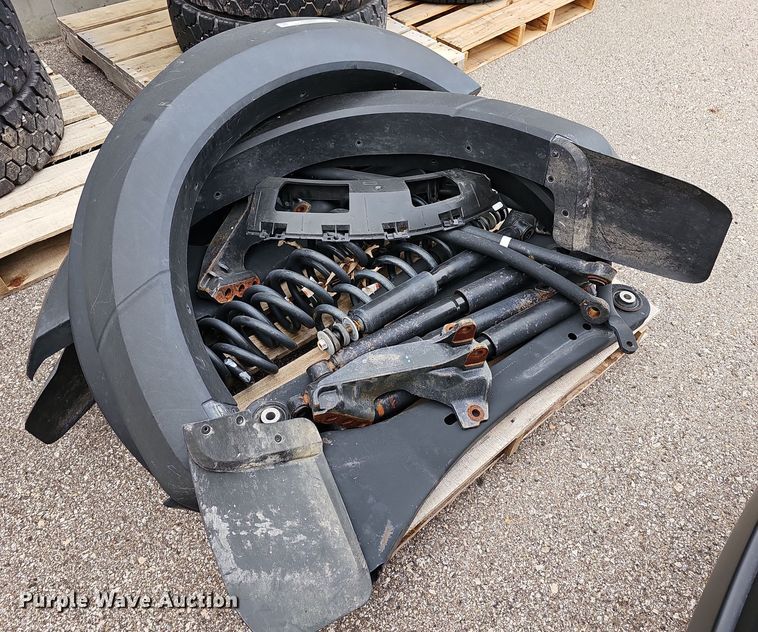 image for item NJ9850 Ford F550  parts