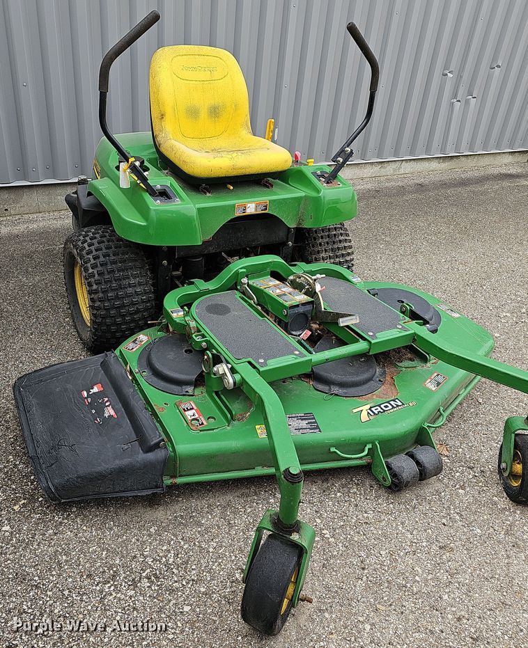 image for item NJ9851 John Deere F680 ZTrack  ZTR lawn mower