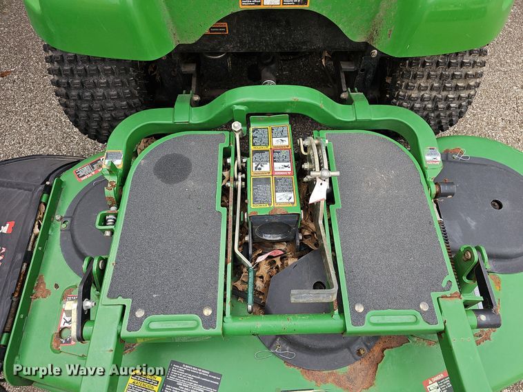 image for item NJ9851 John Deere F680 ZTrack  ZTR lawn mower