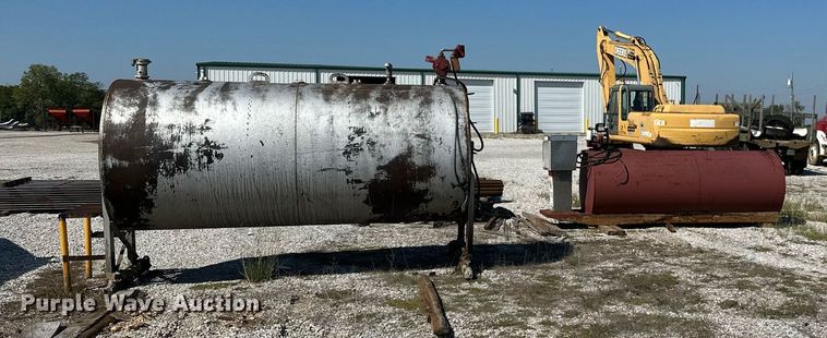 image for item NO9251 (3) diesel tanks