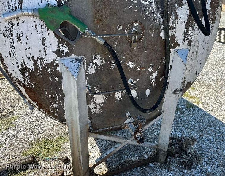 image for item NO9251 (3) diesel tanks