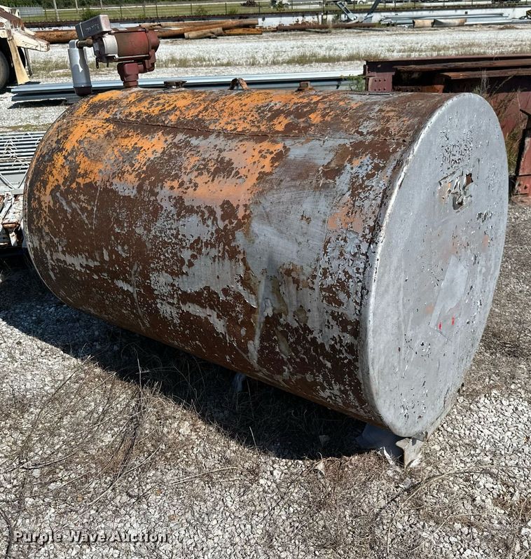 image for item NO9251 (3) diesel tanks