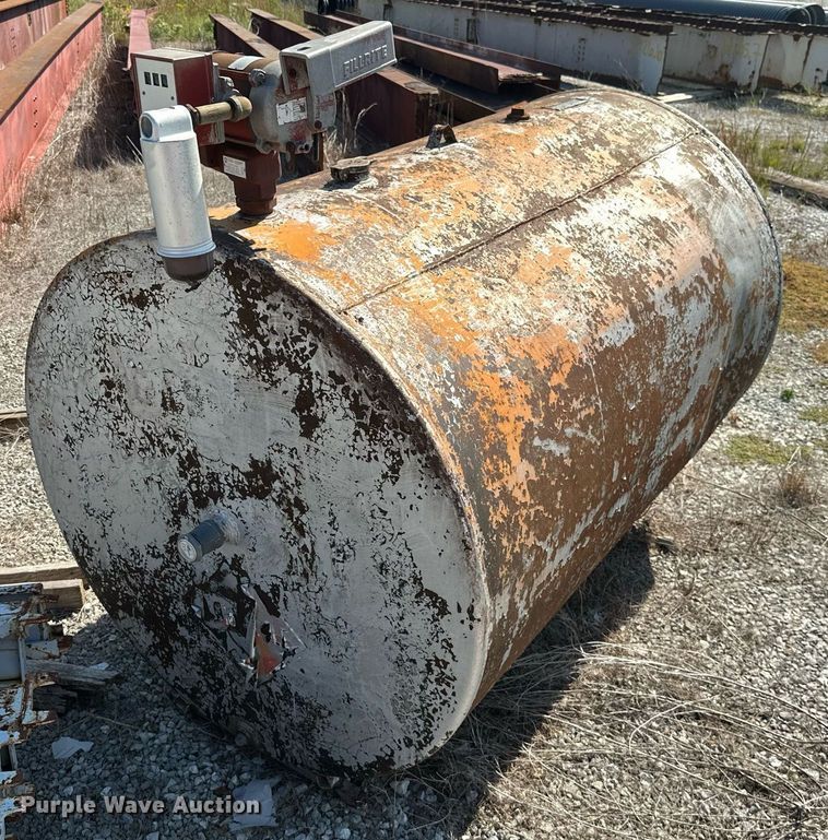 image for item NO9251 (3) diesel tanks