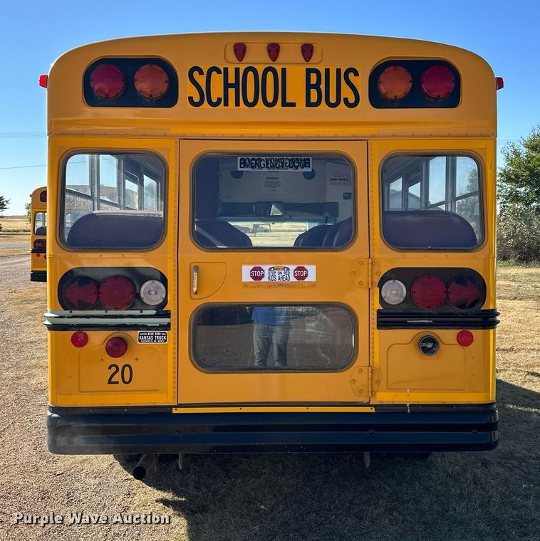 image for item NP9682 2000 Chevrolet Express 3500  school bus