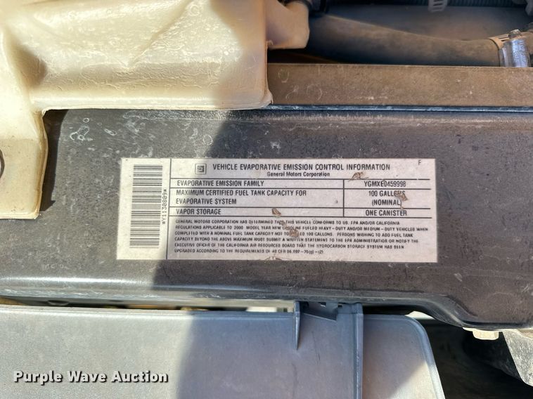 image for item NP9682 2000 Chevrolet Express 3500  school bus