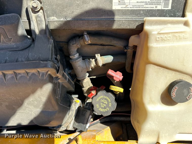 image for item NP9682 2000 Chevrolet Express 3500  school bus