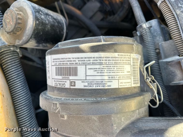 image for item NP9683 2002 Chevrolet Express 3500  school bus