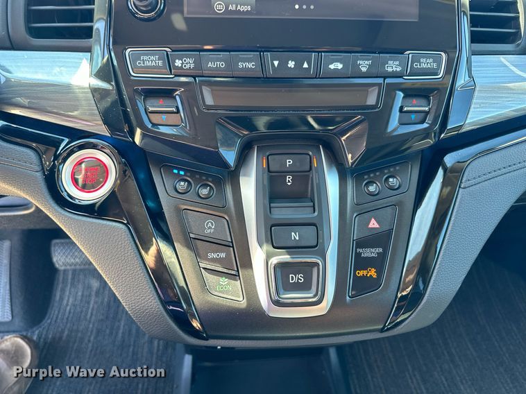 image for item NP9697 2023 Honda Odyssey Elite  van